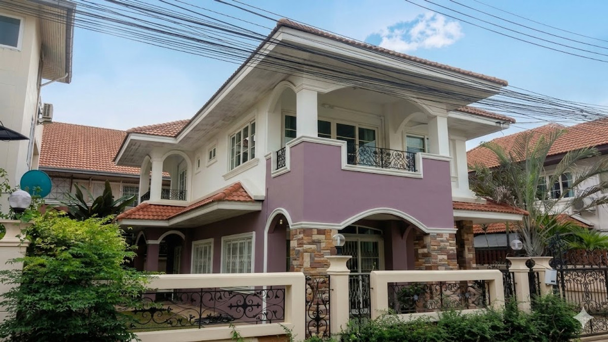 For SaleHousePattaya, Bangsaen, Chonburi : Sale!! Prime Location Home in North Pattaya (by owner)