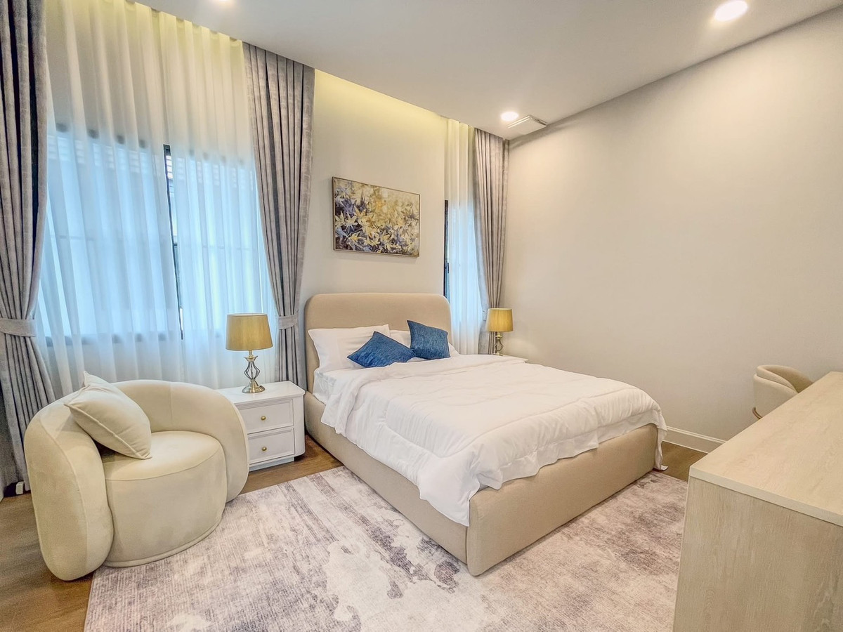 For RentHousePattanakan, Srinakarin : 📌 Luxury house for rent NANTAWAN Nantawan Rama 9 - Krungthep Kreetha New Road.