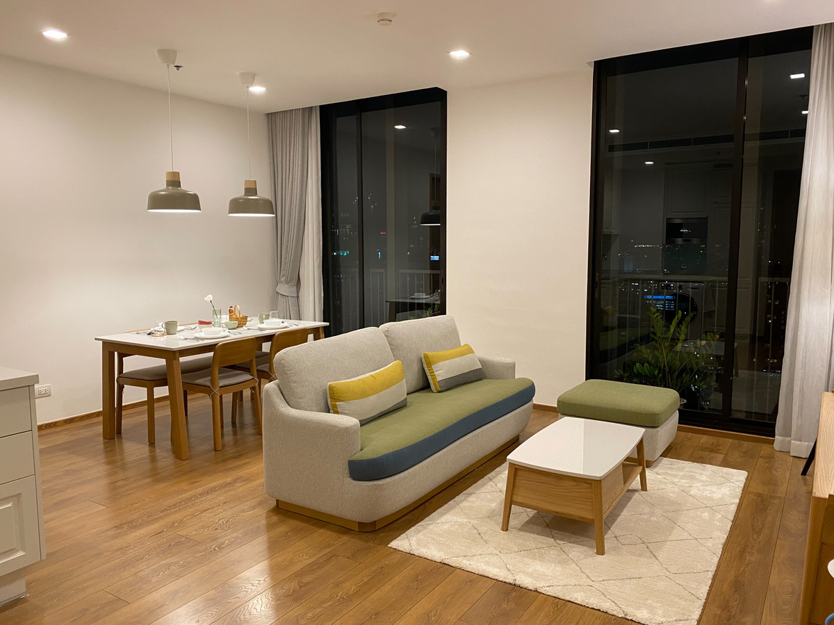 For RentCondoSukhumvit, Asoke, Thonglor : Condo for rent 2 bedrooms 2 bathrooms fully furnished. Ready to move in!