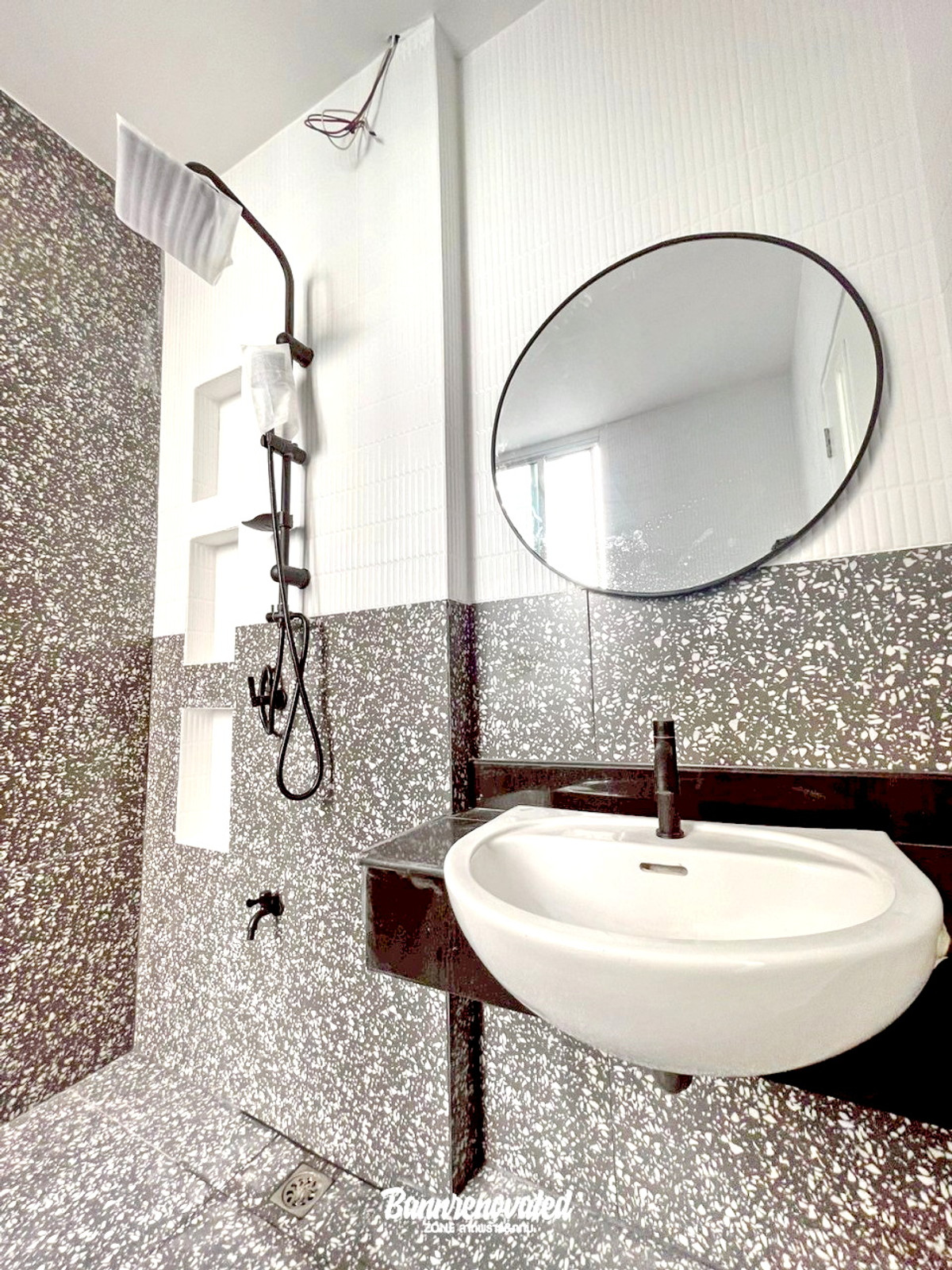 ขายทาวน์โฮมเกษตร นวมินทร์ ลาดปลาเค้า : CB098♛♚ทาวน์โฮม 5 ห้องนอน ขาย⚝ประเสริฐมนูกิจ♜ใกล้แฟชั่นไอส์แลนด์∞099-5919653,065-9423251▚Line@sureresidence