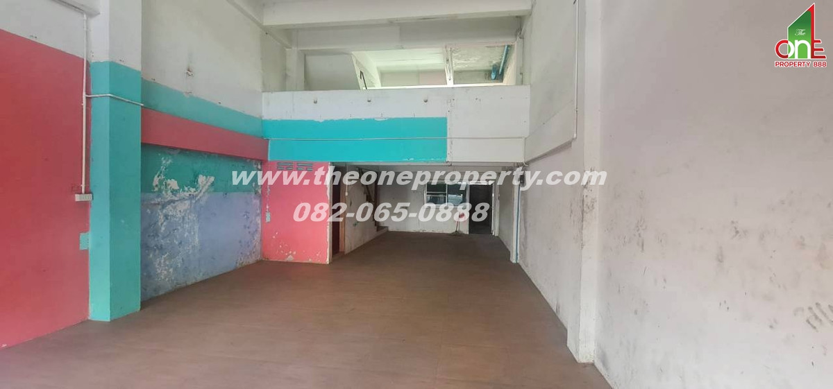 ขายอาคารพาณิชย์นครปฐม : อาคารพาณิชย์ 4.5 ชั้นหลังริม 20 ตรว. ซ.เพชรเกษม99แยก2 ถ.เพชรเกษม ต.อ้อมใหญ่ อ.สามพราน จ.นครปฐม