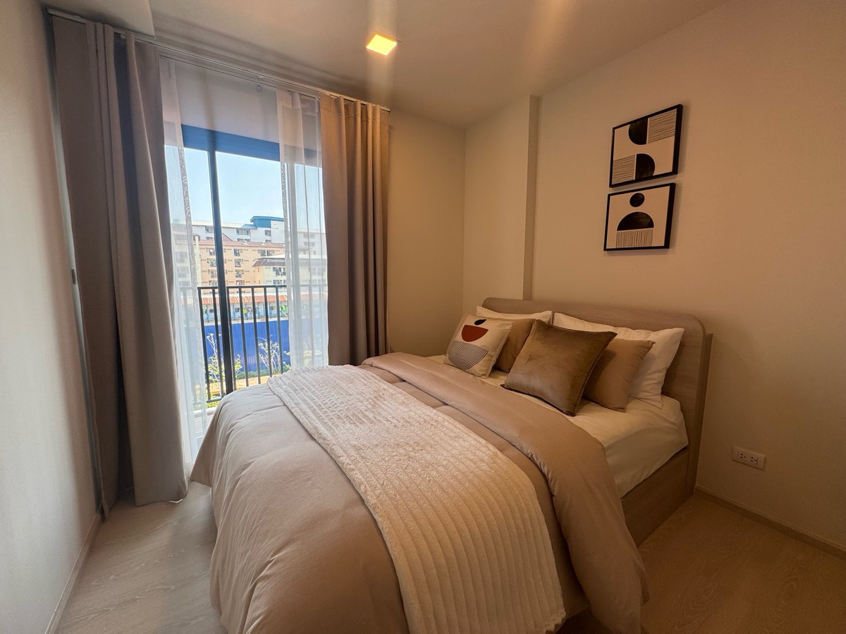 For SaleCondoPathum Thani,Rangsit, Thammasat : Urgent 1 Bed Plus, cheapest price before transfer, Dcondo Vivid, price 3.04 million baht, 5th floor, with furniture, contact 0869017364