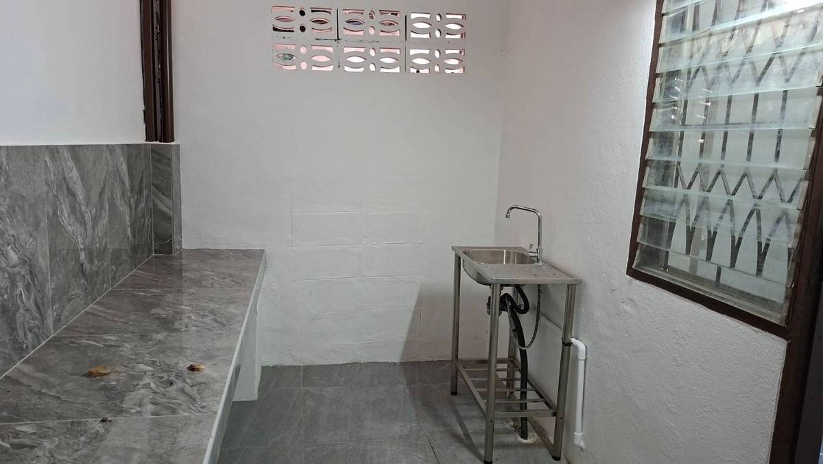 ให้เช่าทาวน์โฮมเสรีไทย-นิด้า : ให้เช่าทาวน์เฮ้าส์ หมู่บ้านศรีประจักษ์ ใกล้ โรงเรียนเตรียมอุดมศึกษาน้อมเกล้า เพียง 4 นาที