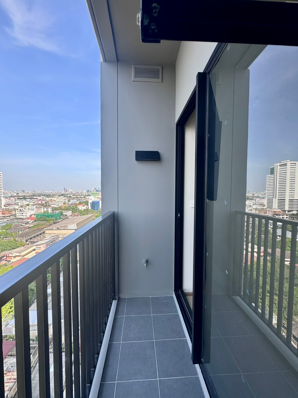 คอนโดบางซื่อ วงศ์สว่าง เตาปูน : 🏙 Rare Unit! ขาย / ให้เช่า คอนโด The Privacy Taopoon Interchange 2 ห้องนอน วิวโล่ง ใกล้ MRT เตาปูน เพียง 350 เมตร