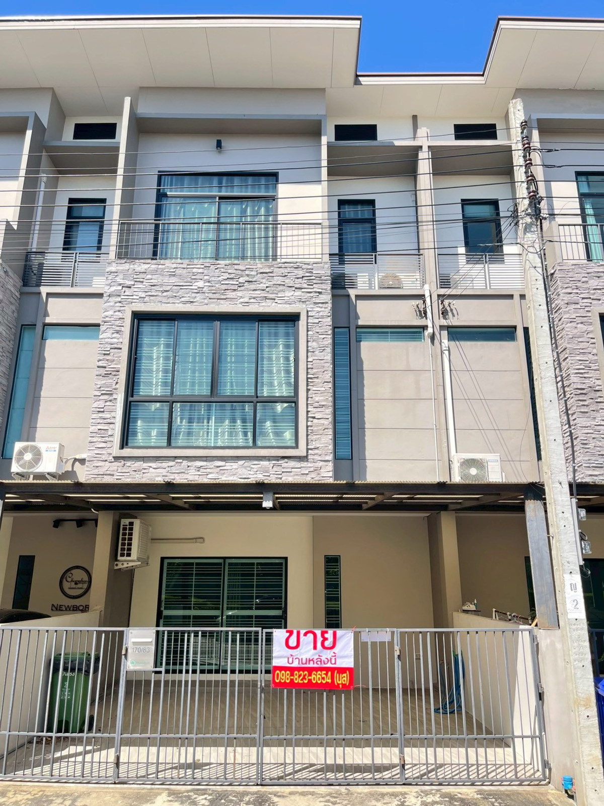 ให้เช่าทาวน์โฮมพระราม 5 ราชพฤกษ์ บางกรวย : ให้เช่า ทาวน์โฮม 3 ชั้น พร้อมอยู่ เปี่ยมสุข ติดถนนกาญจนาภิเษก ใกล้ รร.เทพศิรินทร์ นนทบุรี ทางด่วน ศรีรัช 