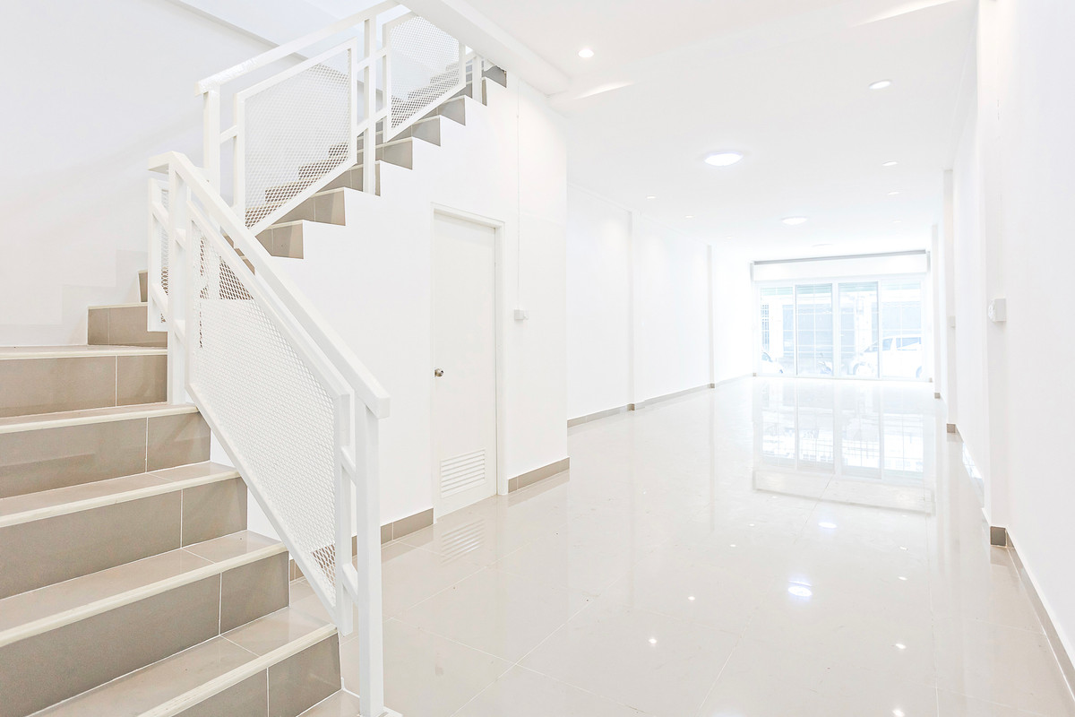 ขายอาคารพาณิชย์โชคชัย4 ลาดพร้าว71 : CB032♛♚อาคารพาณิชย์ 4 ห้องนอน ขาย⚝ลาดพร้าว♜MRT ภาวนา∞065-9423251,099-5919653▚Line@sureresidence