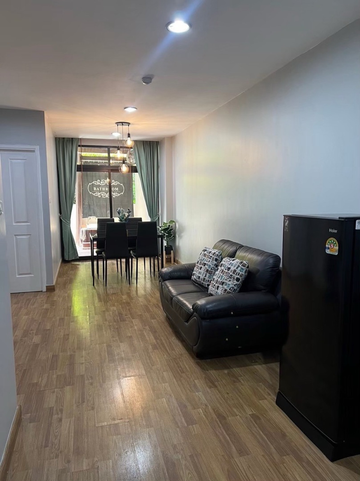 For RentCondoKaset Nawamin,Ladplakao : 💥 Condo for rent Baan Navatara Condo
💰 Rent only 17,000 baht / month