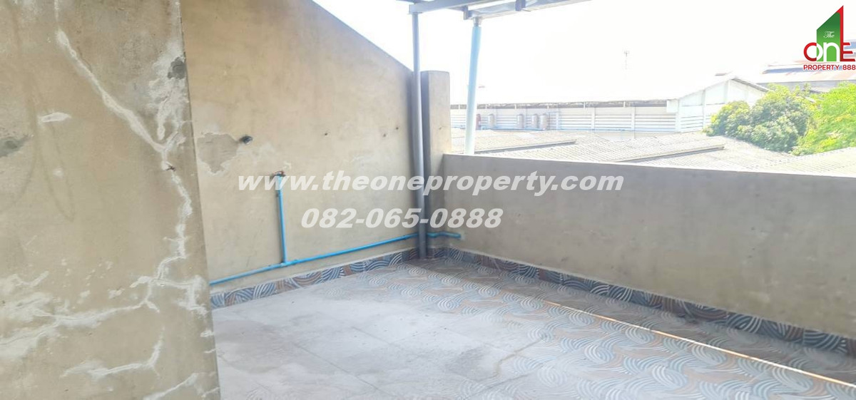 ขายอาคารพาณิชย์นครปฐม : อาคารพาณิชย์ 4.5 ชั้นหลังริม 20 ตรว. ซ.เพชรเกษม99แยก2 ถ.เพชรเกษม ต.อ้อมใหญ่ อ.สามพราน จ.นครปฐม