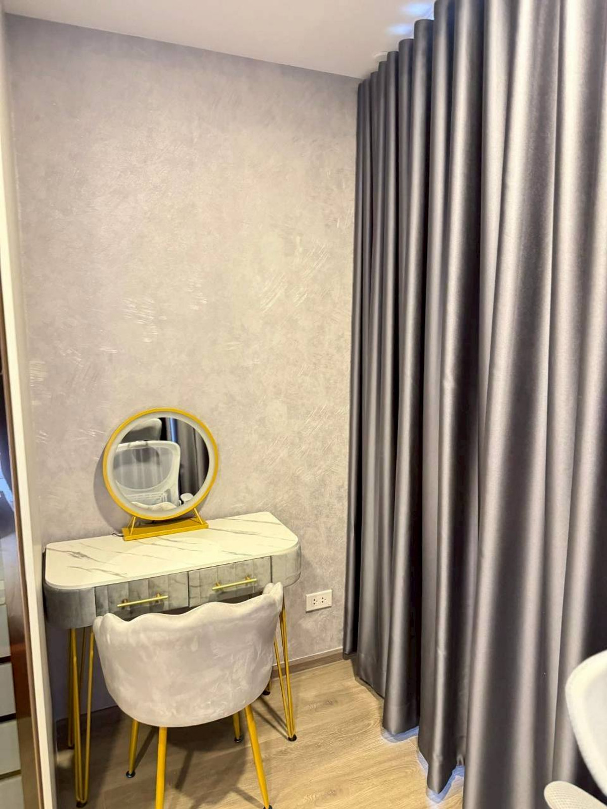 For RentCondoRatchadapisek, Huaikwang, Suttisan : ✅ SHB114 ✅ Line : @p2nproperty