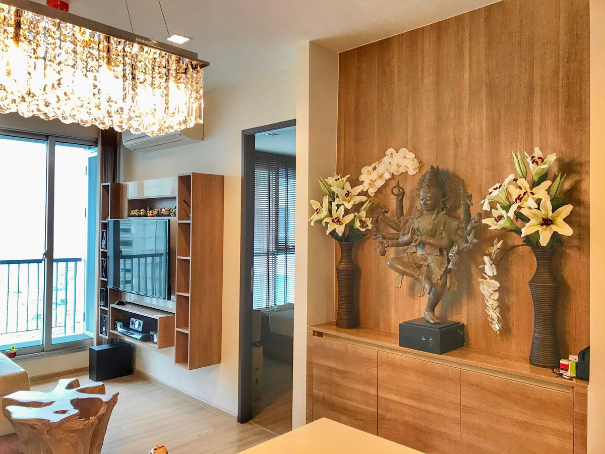 ขายคอนโดสาทร นราธิวาส : ขายคอนโด Rhythm Sathorn ราคา 8,626,500 บาท [JZsr260209]