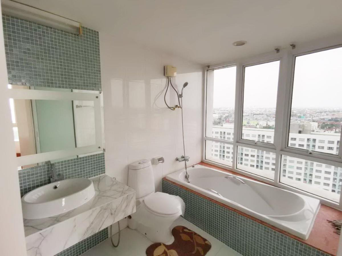 ให้เช่าคอนโดเสรีไทย-นิด้า : ✅ BHR155 ✅ Line : @p2nproperty