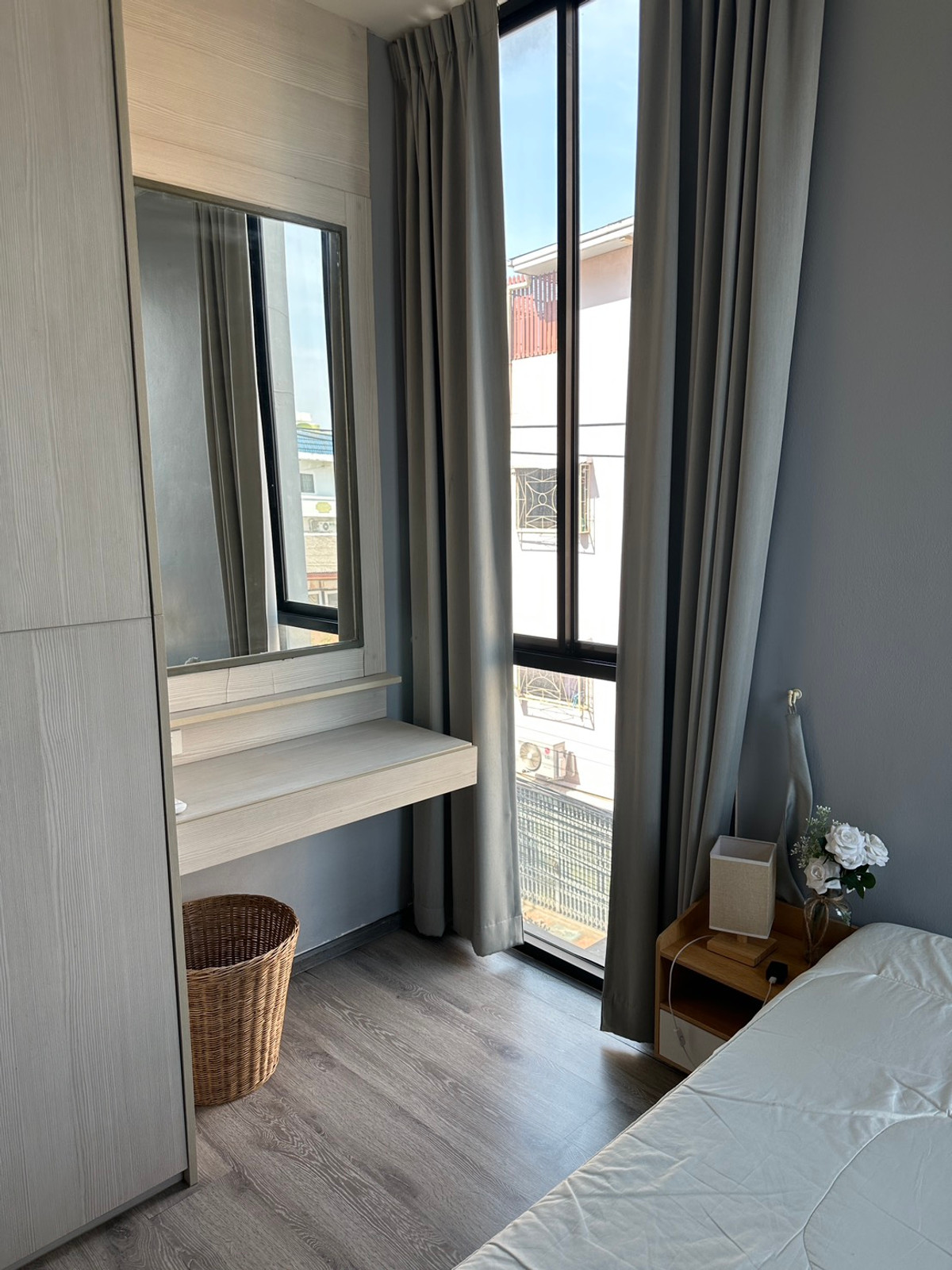 ขายคอนโดอ่อนนุช อุดมสุข : ขายคอนโด Dolce Udomsuk (โดว์เช่ อุดมสุข)  ห้องมุม สวย พร้อมอยู่ ราคาดีที่สุดในโครงการ 