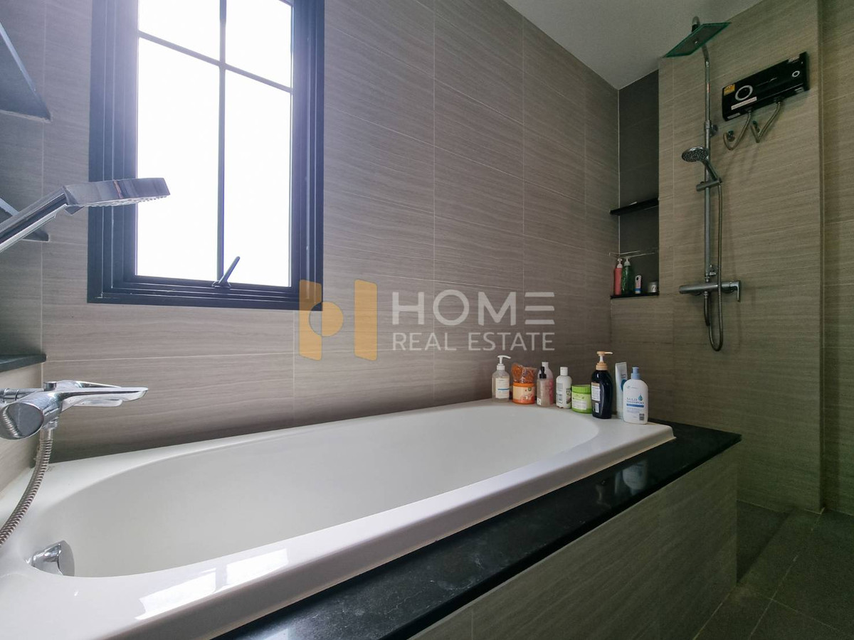 ขายบ้านนนทบุรี บางใหญ่ บางบัวทอง : บ้านใหญ่ ดีลพิเศษ ประหยัดไปหลักล้าน 🔥 เวนิว เวสต์เกต / 4 ห้องนอน (ขาย), VENUE Westgate / 4 Bedrooms (FOR SALE) AOM077