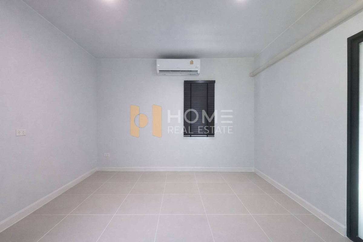 For SaleHouseNonthaburi, Bang Yai, Bangbuathong : Anasiri Chaiyapruek - Wongwaen / 4 Bedrooms (FOR SALE) AOM076