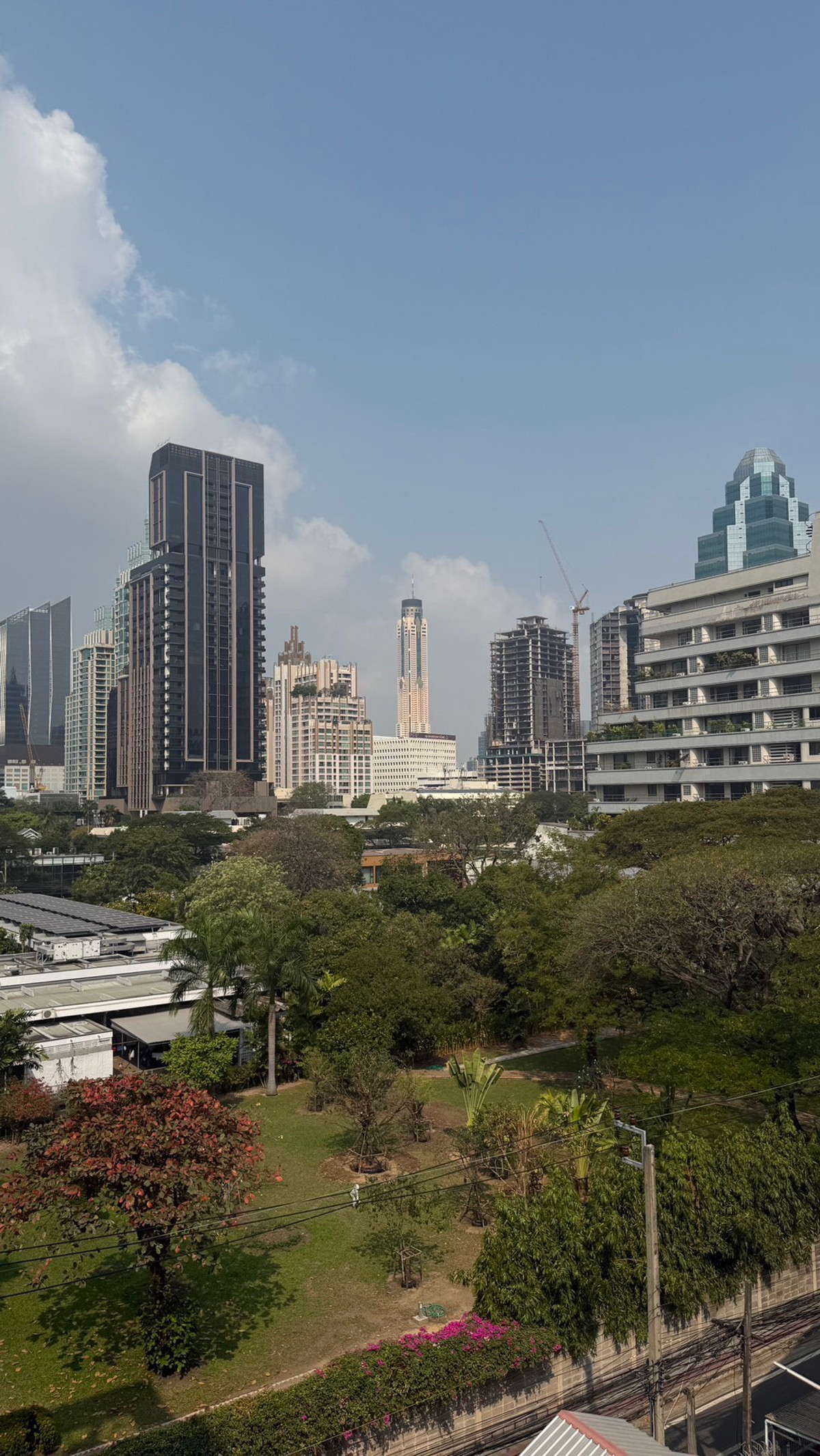 ให้เช่าคอนโดวิทยุ ชิดลม หลังสวน : ใหเช่า O2 Hip ใกล้ BTS เพลินจิต ห้องกว้างอยู่สบาย 64 ตร.ม. เฟอร์ครบ พร้อมเข้าอยู่ทันที