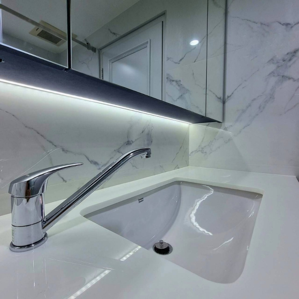 ให้เช่าคอนโดพระราม 9 เพชรบุรีตัดใหม่ RCA : ✅ LP9R125 ✅ Line : @p2nproperty