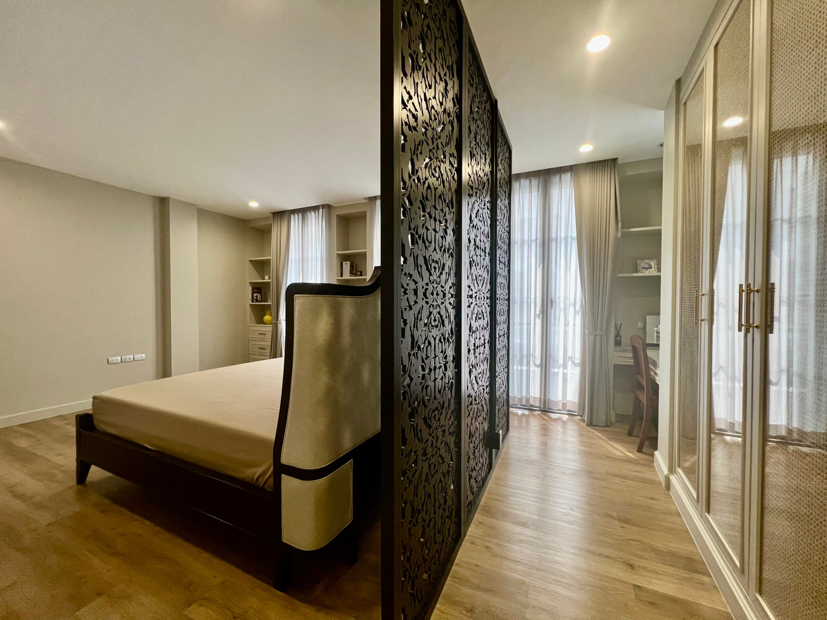 ขายนวมินทร์ รามอินทรา : ขายด่วน บ้านแฝดหรู 3 ชั้น Eton Residence เกษตร–นวมินทร์ – รามอินทรา | บ้านใหม่ไม่เคยเข้าอยู่ | ตกแต่งบิวอินกว่า 3 ล้านบาท