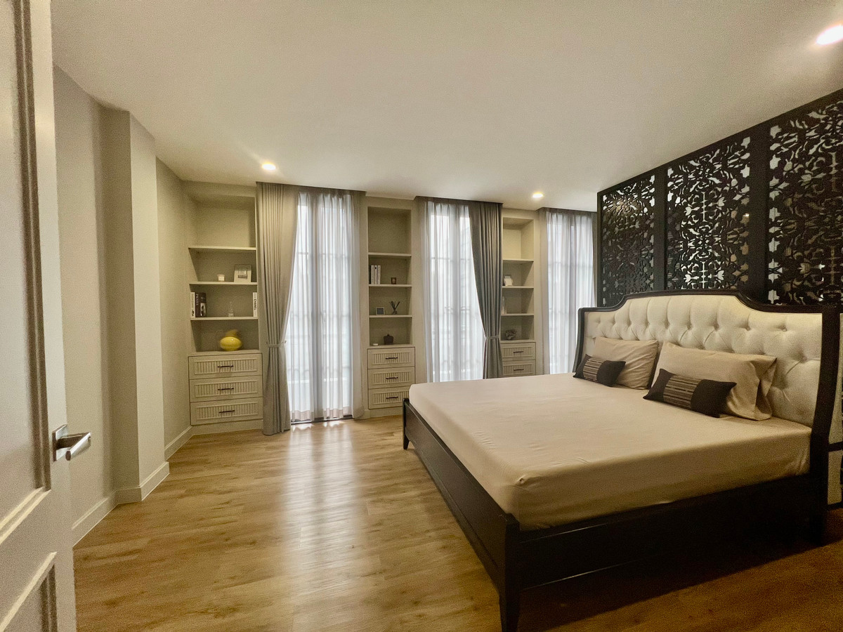 ขายนวมินทร์ รามอินทรา : ขายด่วน บ้านแฝดหรู 3 ชั้น Eton Residence เกษตร–นวมินทร์ – รามอินทรา | บ้านใหม่ไม่เคยเข้าอยู่ | ตกแต่งบิวอินกว่า 3 ล้านบาท