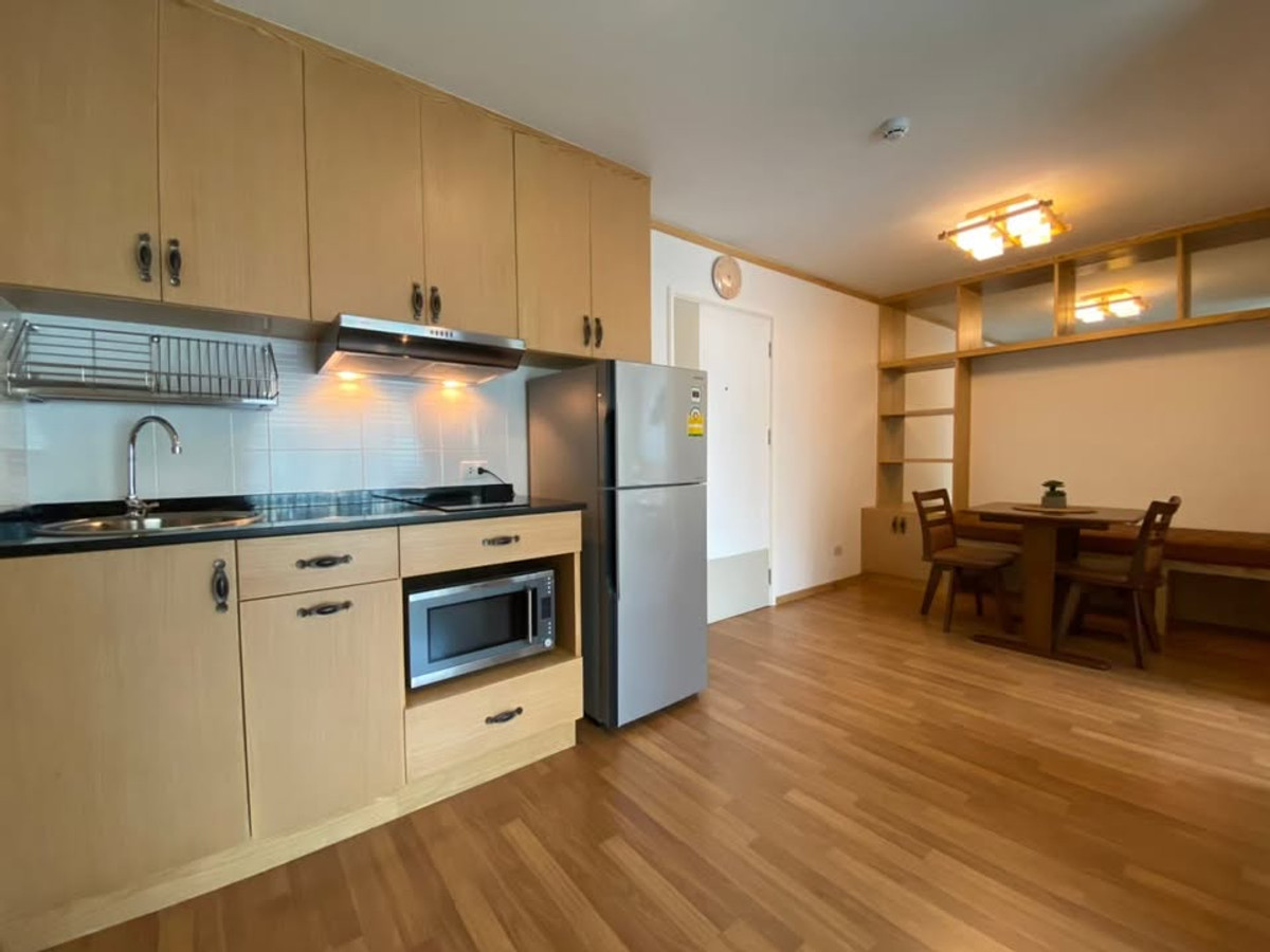 For RentCondoBangna, Bearing, Lasalle : For rent 📍 Lumpini Place Bangna Km.3 📍 2 bedrooms, fully furnished and equipped with appliances. Near MRT Sri Eiam.