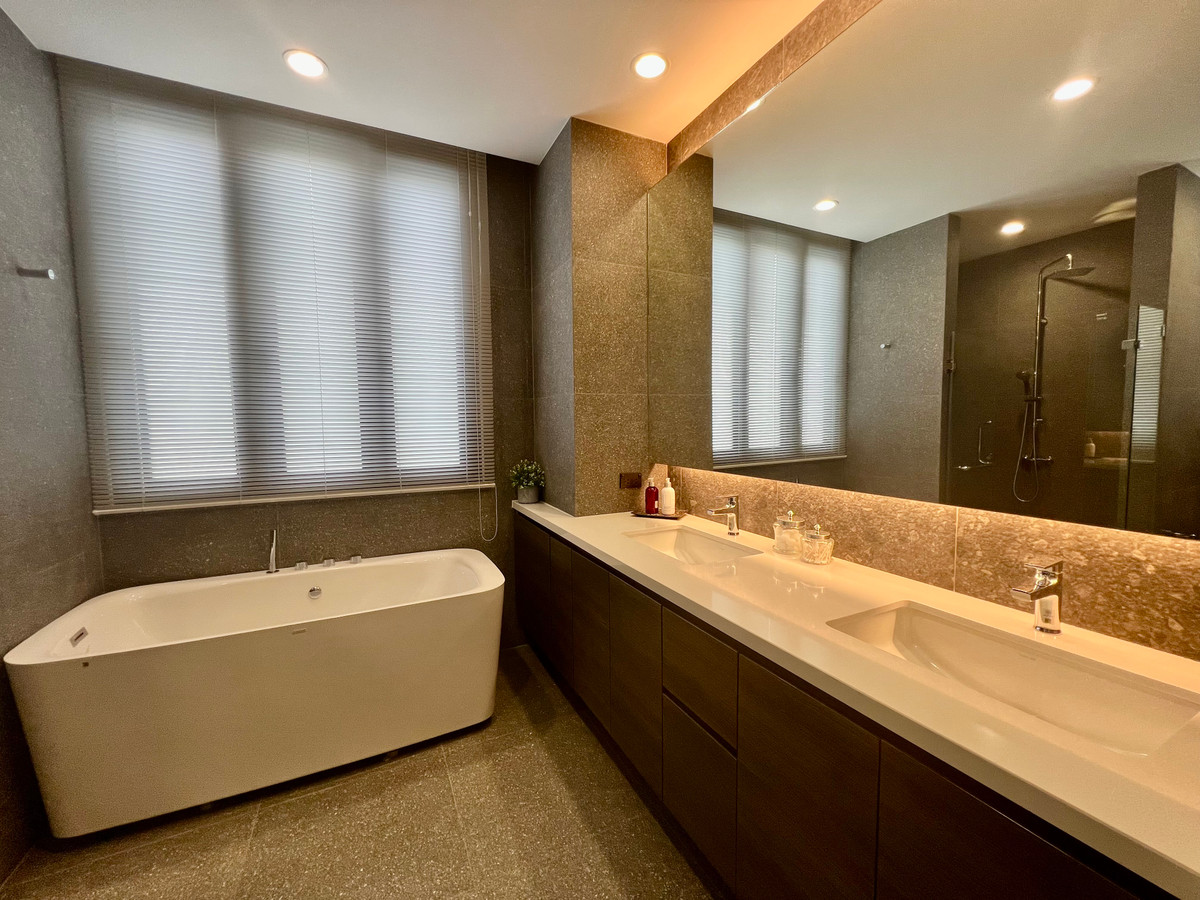 ขายนวมินทร์ รามอินทรา : ขายด่วน บ้านแฝดหรู 3 ชั้น Eton Residence เกษตร–นวมินทร์ – รามอินทรา | บ้านใหม่ไม่เคยเข้าอยู่ | ตกแต่งบิวอินกว่า 3 ล้านบาท