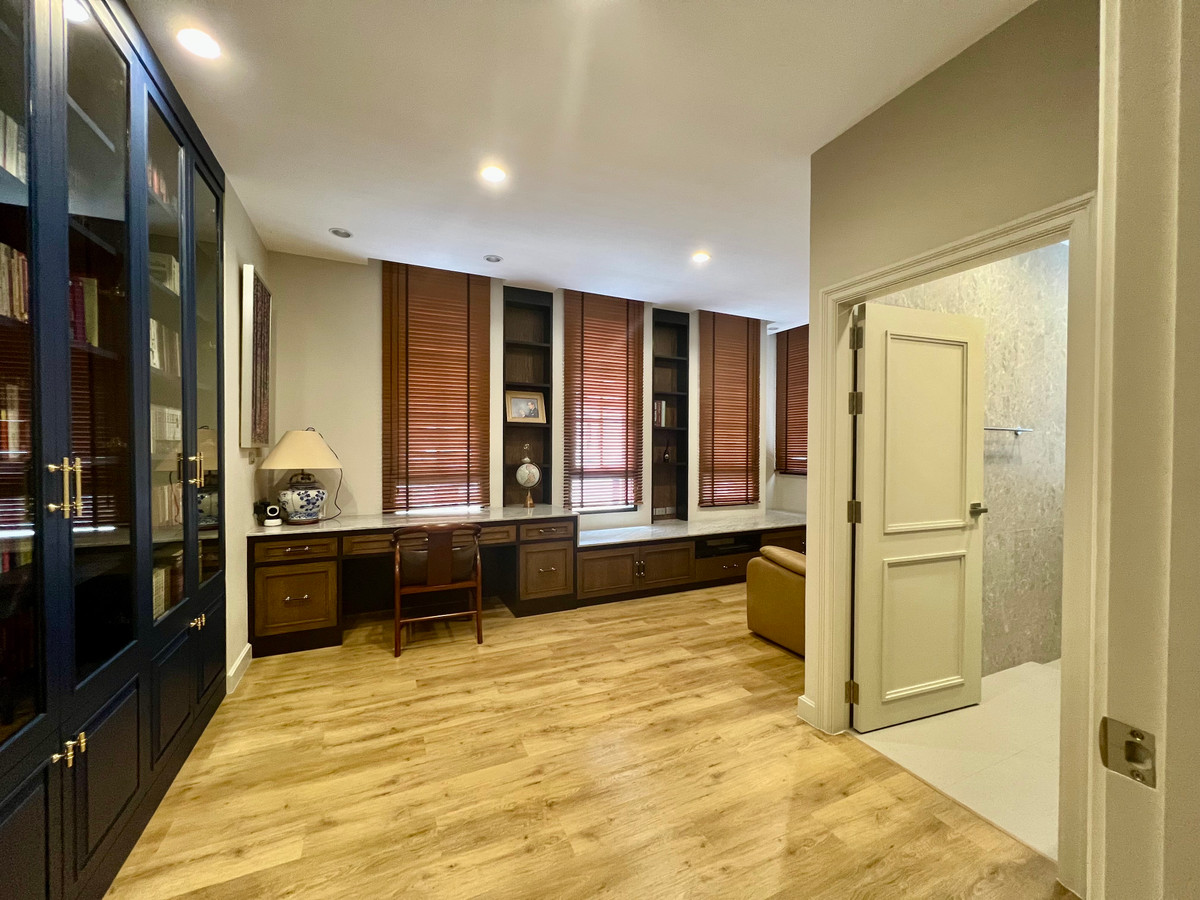 ขายนวมินทร์ รามอินทรา : ขายด่วน บ้านแฝดหรู 3 ชั้น Eton Residence เกษตร–นวมินทร์ – รามอินทรา | บ้านใหม่ไม่เคยเข้าอยู่ | ตกแต่งบิวอินกว่า 3 ล้านบาท