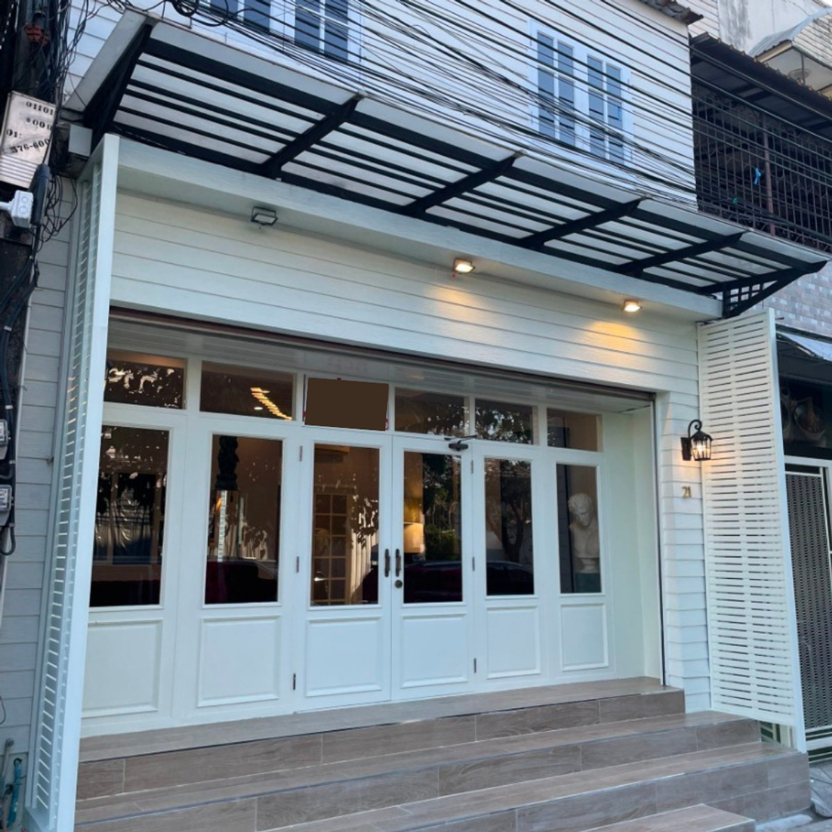 For RentShop HousePattanakan, Srinakarin : 🏢 3-Storey Commercial Building for Rent | On Krungthep Kreetha Road, Soi 7 | 5 Bedrooms Rent 50,000 THB/month 📞 065-626-5636 (Kie)