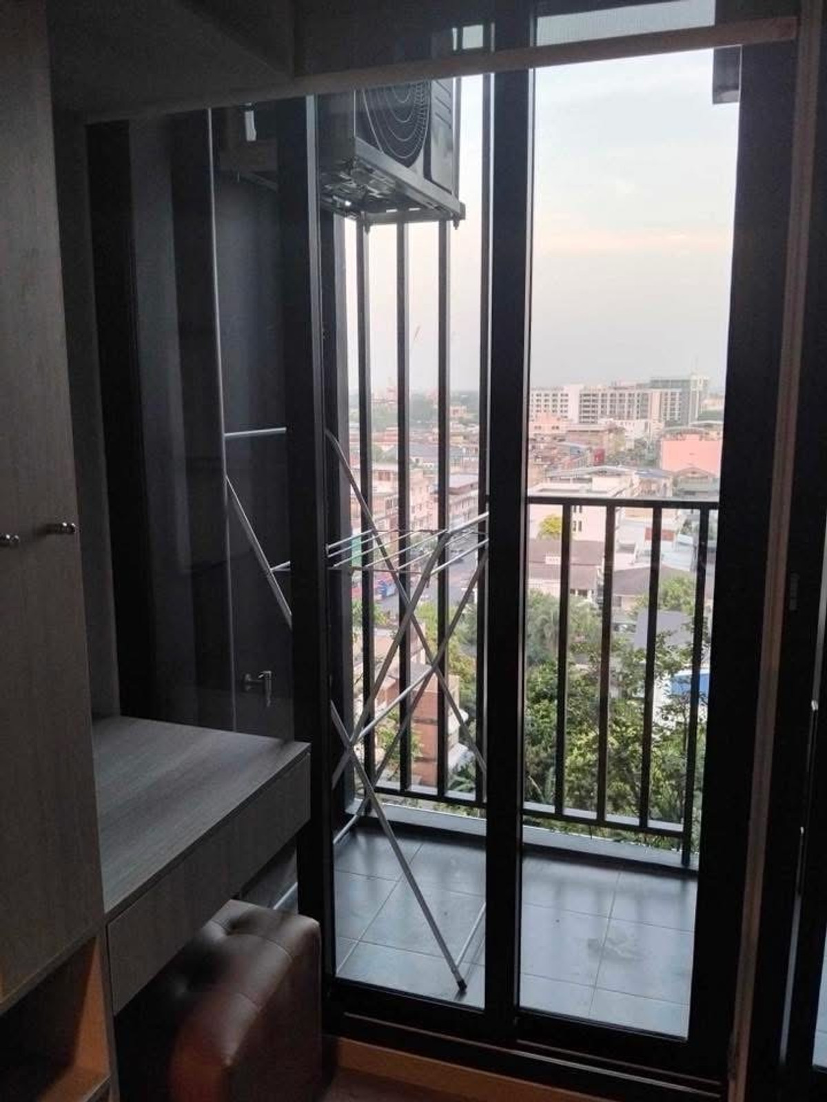 ให้เช่าคอนโดปิ่นเกล้า จรัญสนิทวงศ์ : 💙@condocurator 💙 ให้เช่า Origin Play Bangkhunnon Triple Station เฟอร์นิเจอร์ครบ มีเครื่องซักผ้า [PM4781]