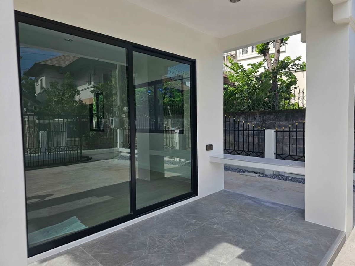 For SaleHousePhutthamonthon, Salaya : Baan Phutthamonthon Sai 1 Choi Ratchamontri 2 / 3 Bedrooms (FOR SALE) AOM080