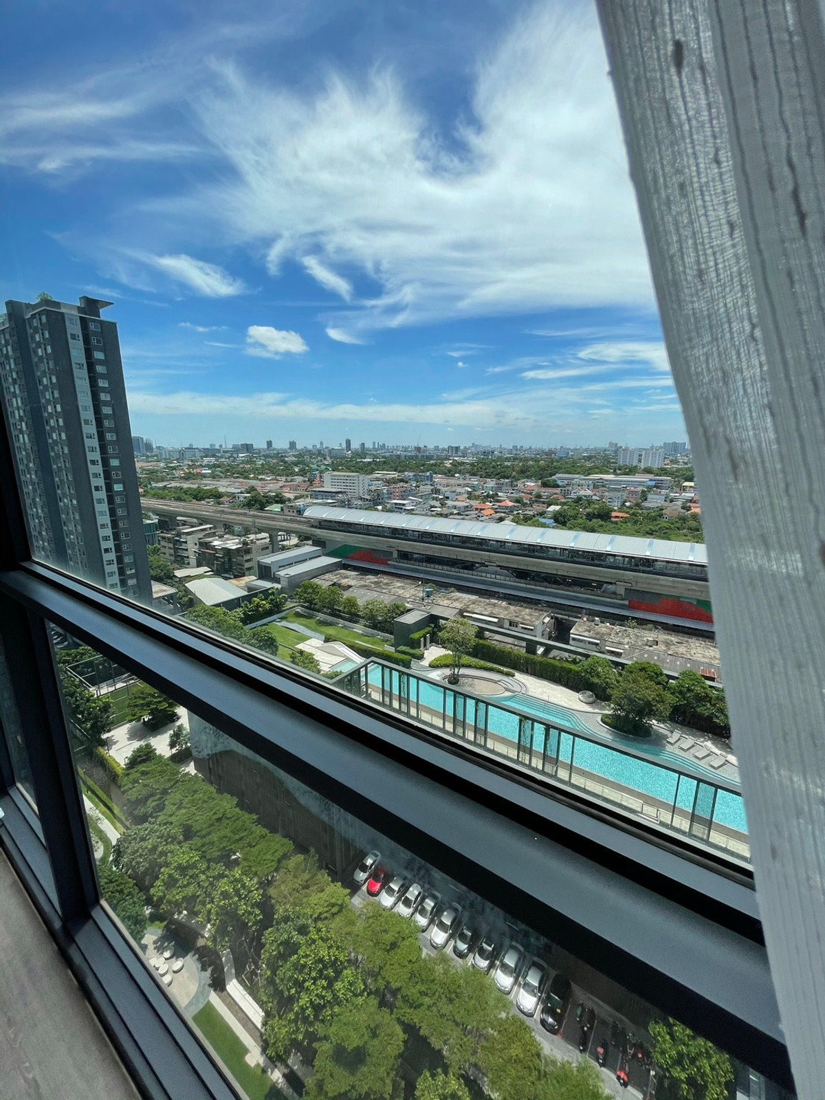 For RentCondoBang Sue, Wong Sawang, Tao Pun : For Rent ✨ THE LINE Wongsawang ✨ Fully furnished with appliances, near MRT Wongsawang.