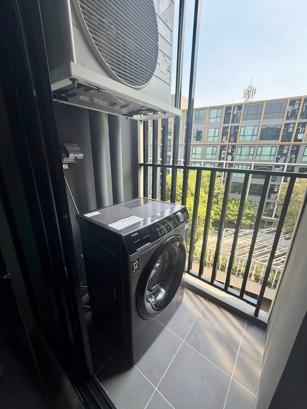 For RentCondoBangna, Bearing, Lasalle : For Rent ✨ Atmoz Tropicana Bangna ✨ Fully furnished with appliances. Near MRT Sri Eiam.