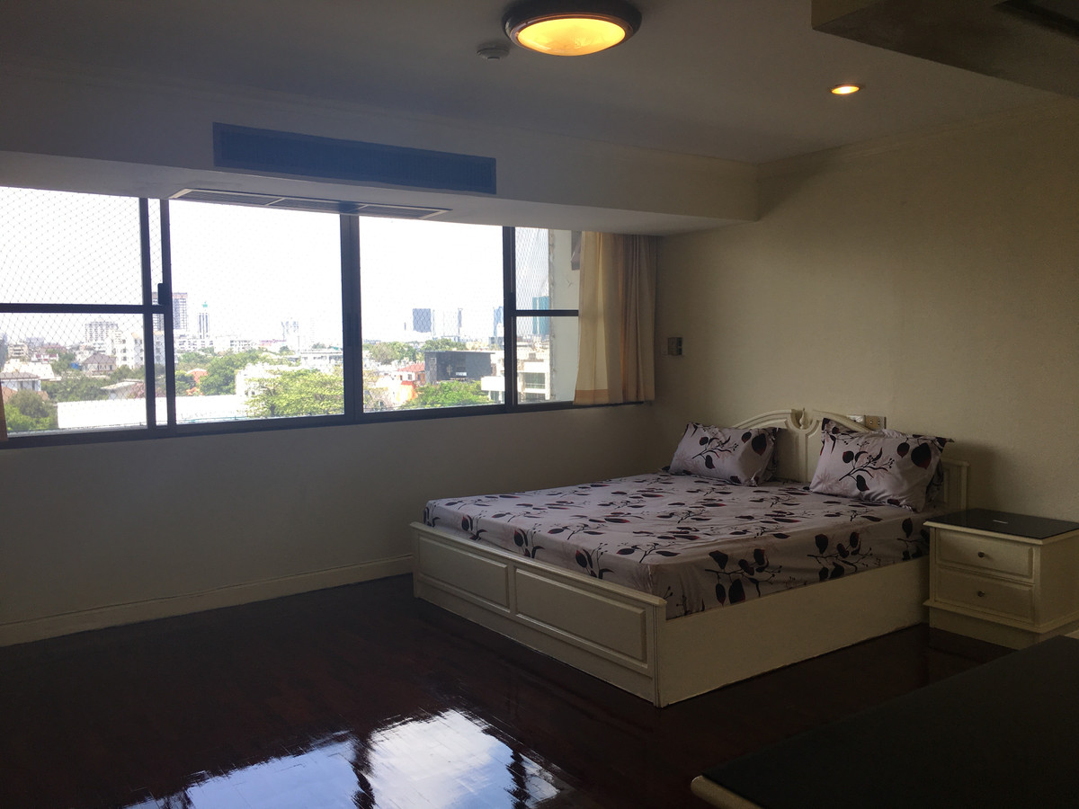 ขายคอนโดสุขุมวิท อโศก ทองหล่อ : ขายคอนโด Oriental Tower ราคา 36,000,000 บาท [SHN00265]