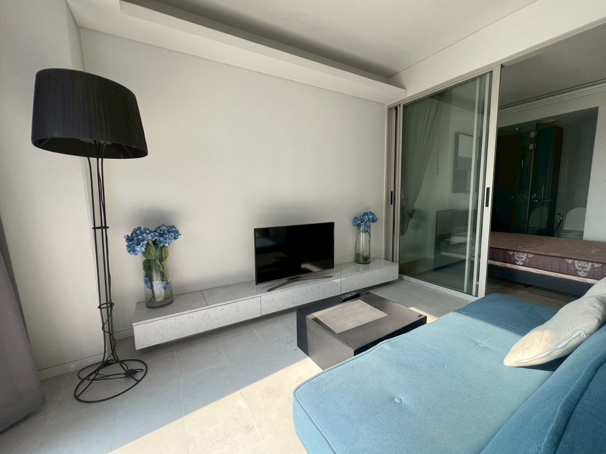 ให้เช่าคอนโดอารีย์ อนุสาวรีย์ : คอนโดทำเลดี  ตกแต่งพร้อมอยู่ ที่ Siamese Ratchakru for Rent