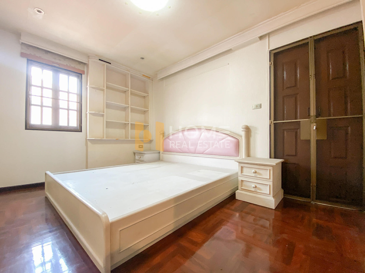 ขายบ้านบางแค เพชรเกษม : บ้านเดี่ยว หมู่บ้านเพชรเกษม 3 / 4 ห้องนอน (ขาย), Single house Phetkasem Village 3 / 4 Bedrooms (FOR SALE) BALL274