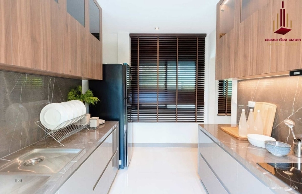 For SaleHousePathum Thani,Rangsit, Thammasat : ✨ For Sale: Venue Flow Tiwanon - Rangsit ✨ 💰 Only 12,100,000 THB