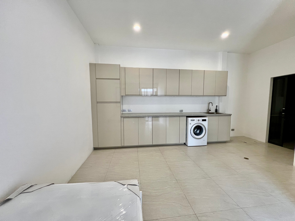 ขายนวมินทร์ รามอินทรา : ขายด่วน บ้านแฝดหรู 3 ชั้น Eton Residence เกษตร–นวมินทร์ – รามอินทรา | บ้านใหม่ไม่เคยเข้าอยู่ | ตกแต่งบิวอินกว่า 3 ล้านบาท