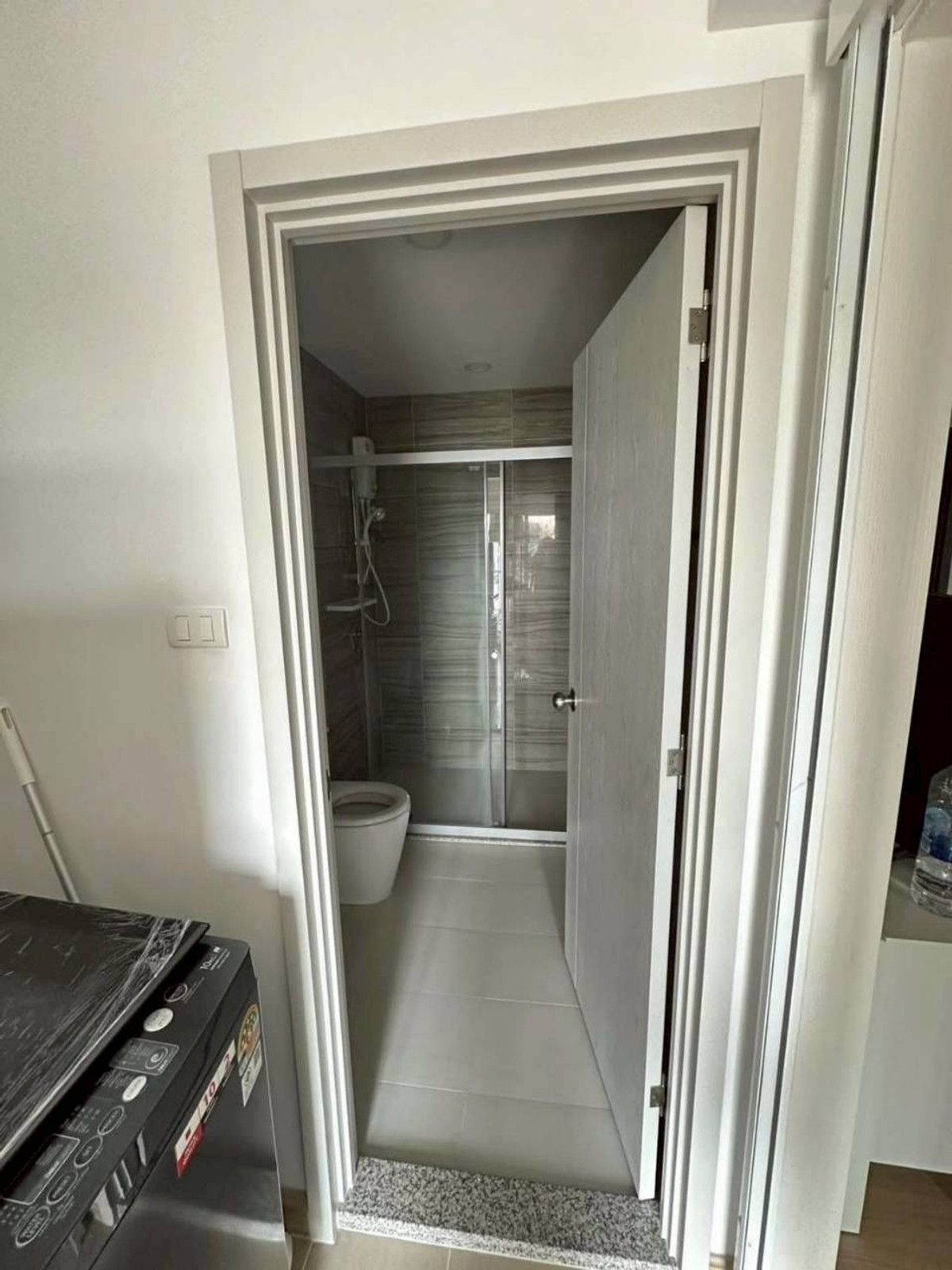 ให้เช่าคอนโดรามคำแหง หัวหมาก : ✅ SVR253 ✅ Line : @p2nproperty