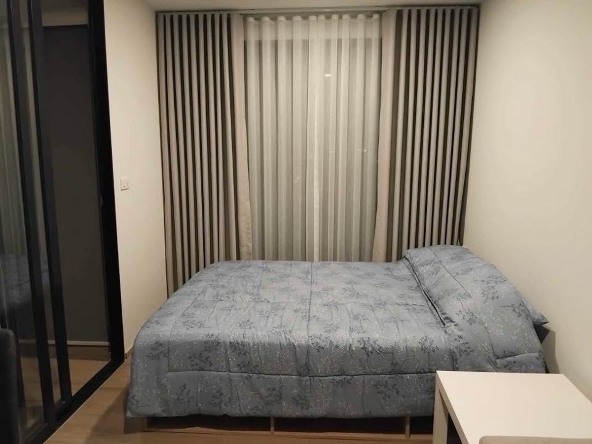 For RentCondoPinklao, Charansanitwong : 💙@condocurator 💙 For rent Origin Play Bangkhunnon Triple Station, fully furnished. There is a washing machine [PM4781]