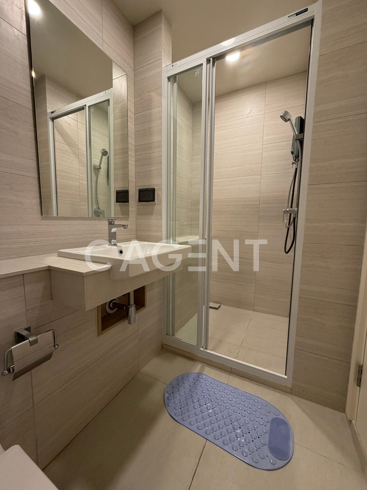 ให้เช่าคอนโดนครปฐม : Escent Nakhonpathom เอสเซ็นท์ นครปฐม คอนโด High Rise ติดเซ็นทรัล นครปฐม พร้อมส่วนกลางชั้นดาดฟ้า