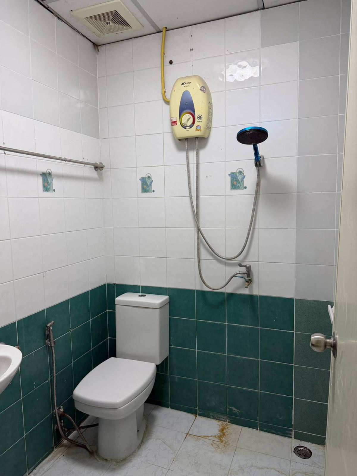 ขายทาวน์โฮมรามคำแหง หัวหมาก : บ้านบดินทรรักษา วังทองหลาง  / 2 ห้องนอน (ขาย), Baan Bodinthraraksa Wang Thonglang / 2 Bedrooms (FOR SALE) JANE020