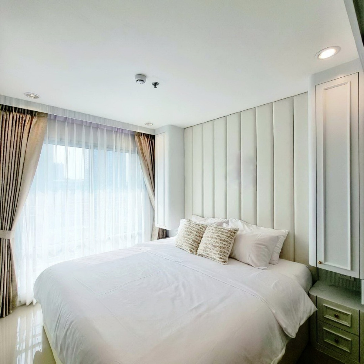 ให้เช่าคอนโดพระราม 9 เพชรบุรีตัดใหม่ RCA : ✅ LP9R125 ✅ Line : @p2nproperty