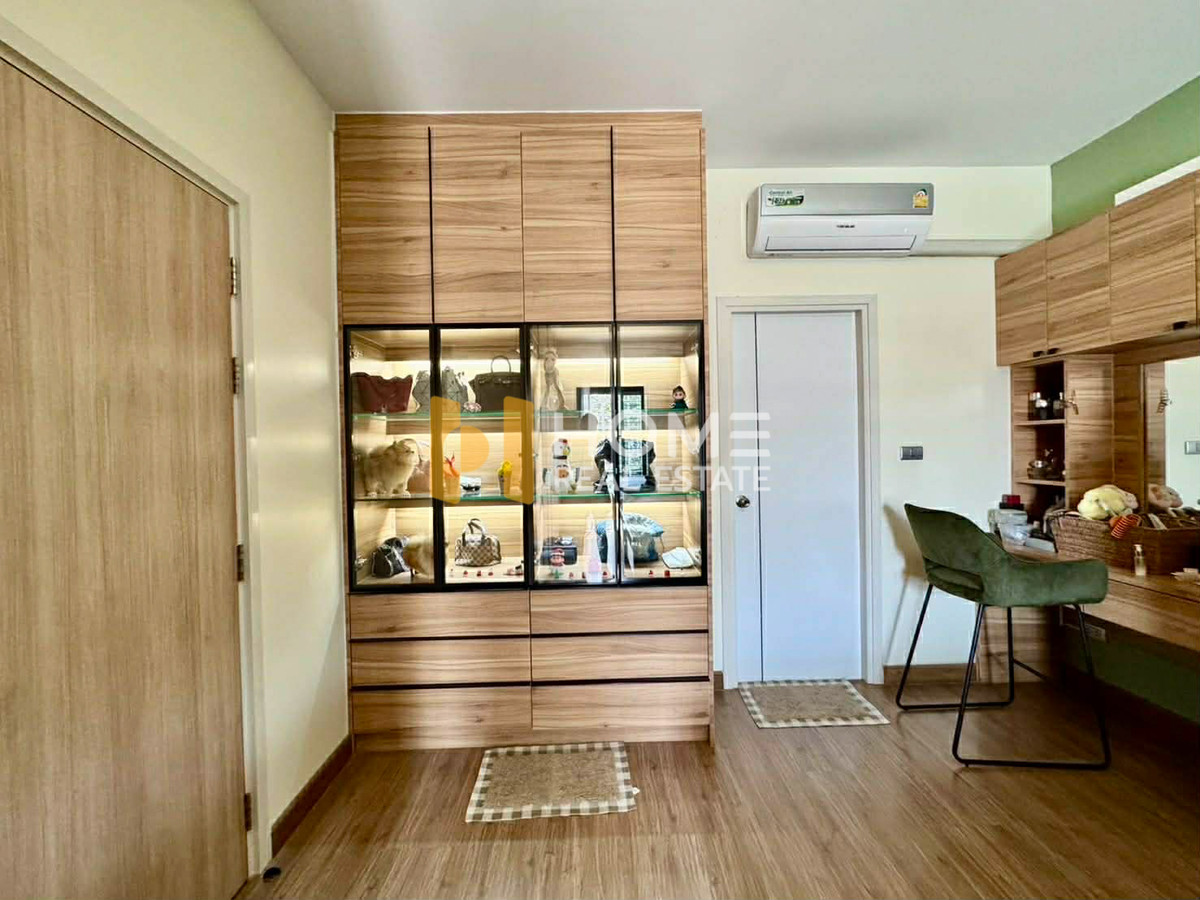 ขายบ้านพัทยา บางแสน ชลบุรี สัตหีบ : บ้านเดี่ยว มณีรินทร์ ปาร์ค บางพระ / 4 ห้องนอน (ขาย), Single house Maneerin Park Bangphra / 4 Bedrooms (FOR SALE) YEAN134