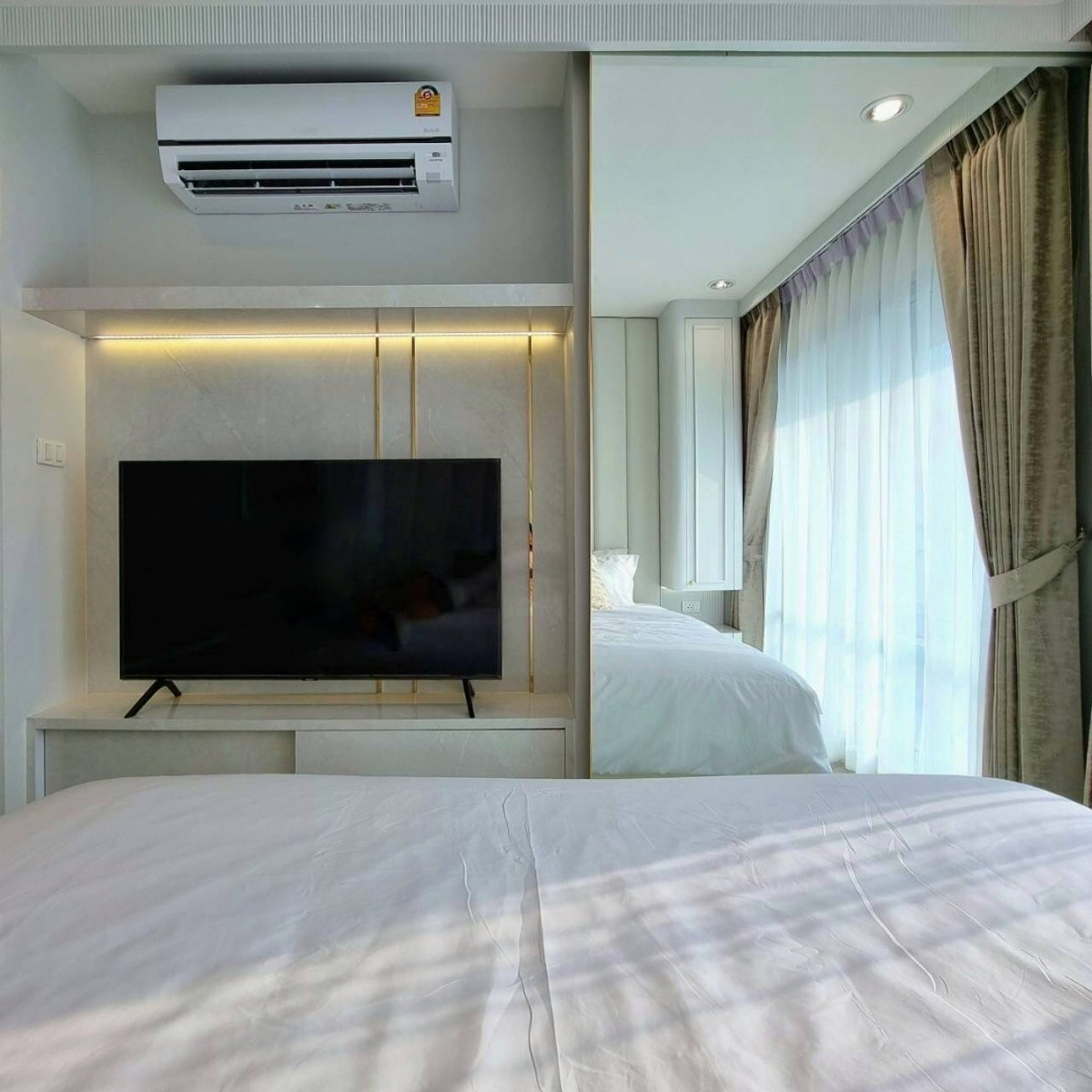 ให้เช่าคอนโดพระราม 9 เพชรบุรีตัดใหม่ RCA : ✅ LP9R125 ✅ Line : @p2nproperty