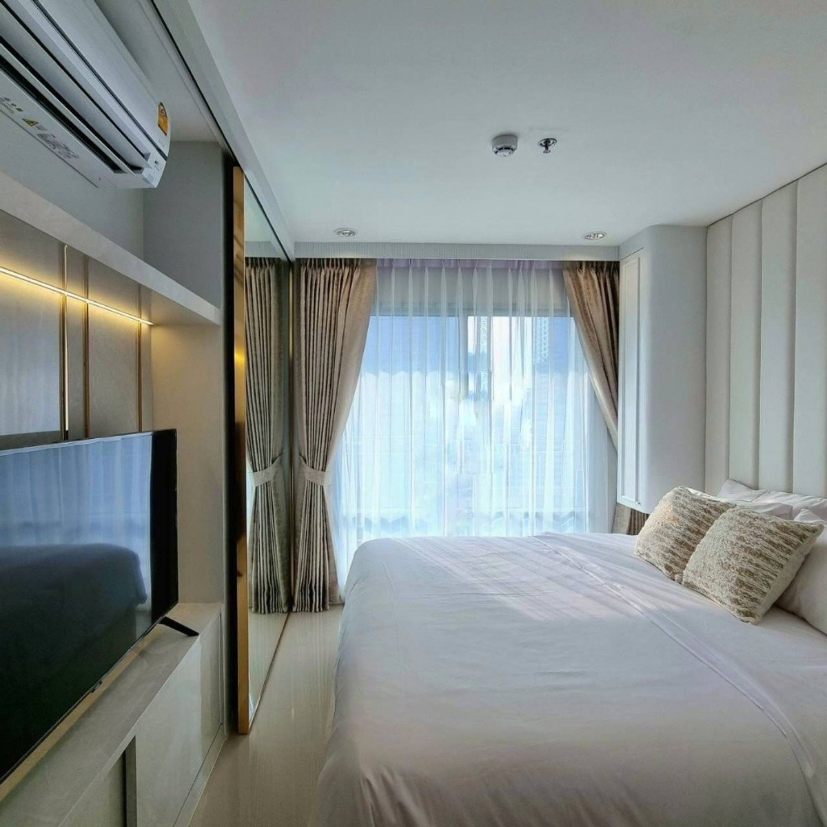 ให้เช่าคอนโดพระราม 9 เพชรบุรีตัดใหม่ RCA : ✅ LP9R125 ✅ Line : @p2nproperty