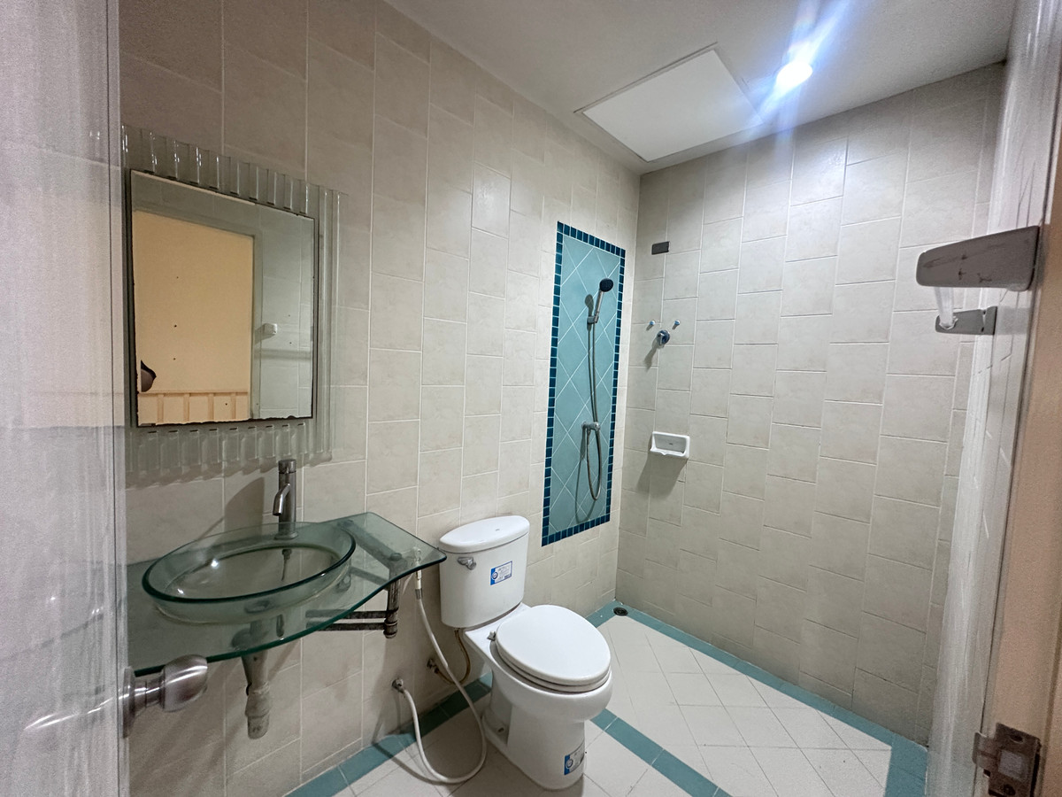 ขายทาวน์โฮมพระราม 5 ราชพฤกษ์ บางกรวย : ปริญลักษณ์ ไลท์ วงแหวนสาทร / 3 ห้องนอน (ขาย), Prinyalucklight Wongwan Sathorn / 3 Bedrooms (FOR SALE) BALL273