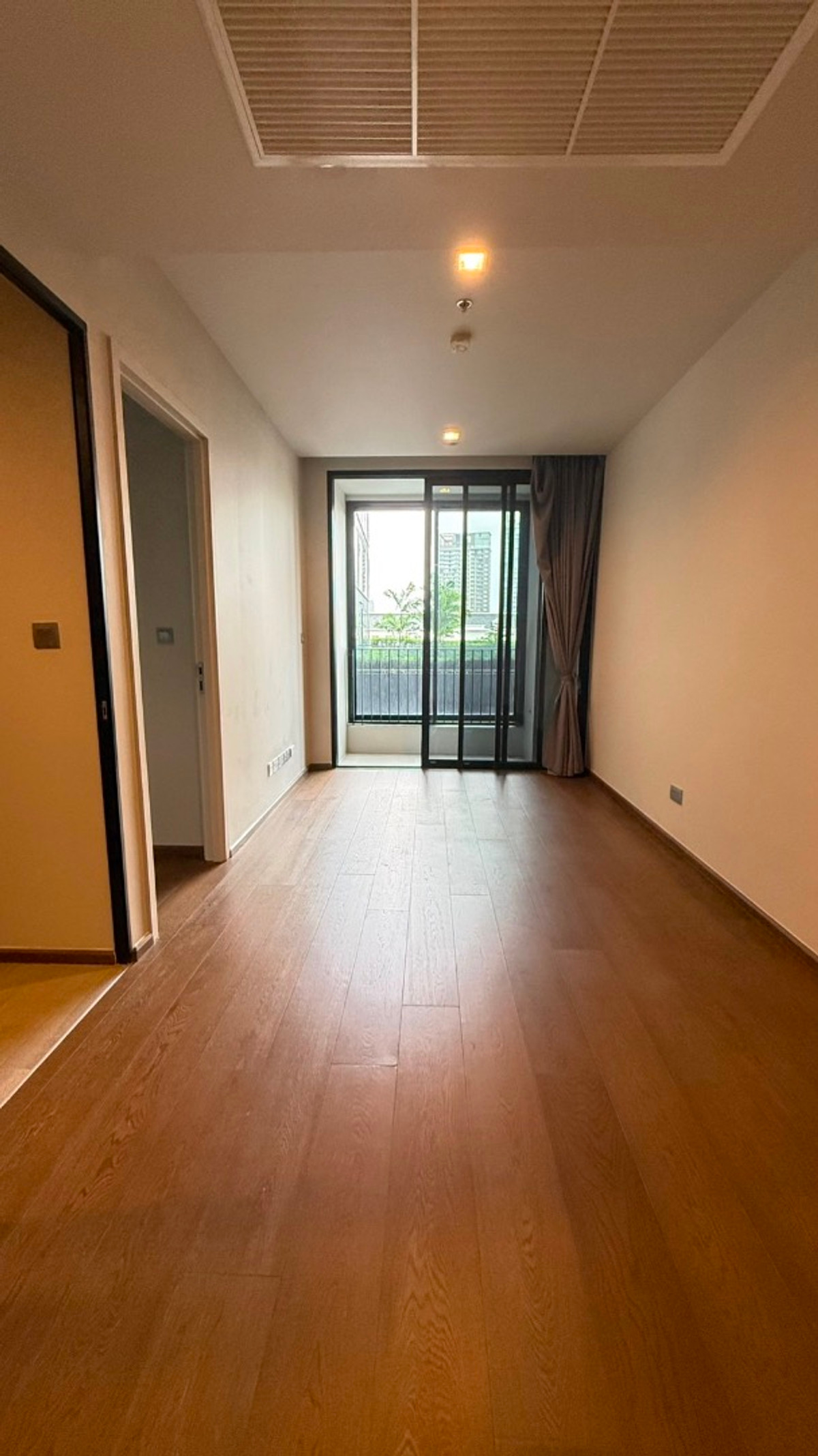 ขายคอนโดสุขุมวิท อโศก ทองหล่อ : 🏢 คอนโด Ideo Q Sukhumvit 36 | ใกล้ BTS ทองหล่อ 1 Bed 46.35 ตร.ม. ราคาพิเศษ 6.95 MB. 📞: 065-626-5636 (คุณกี้)