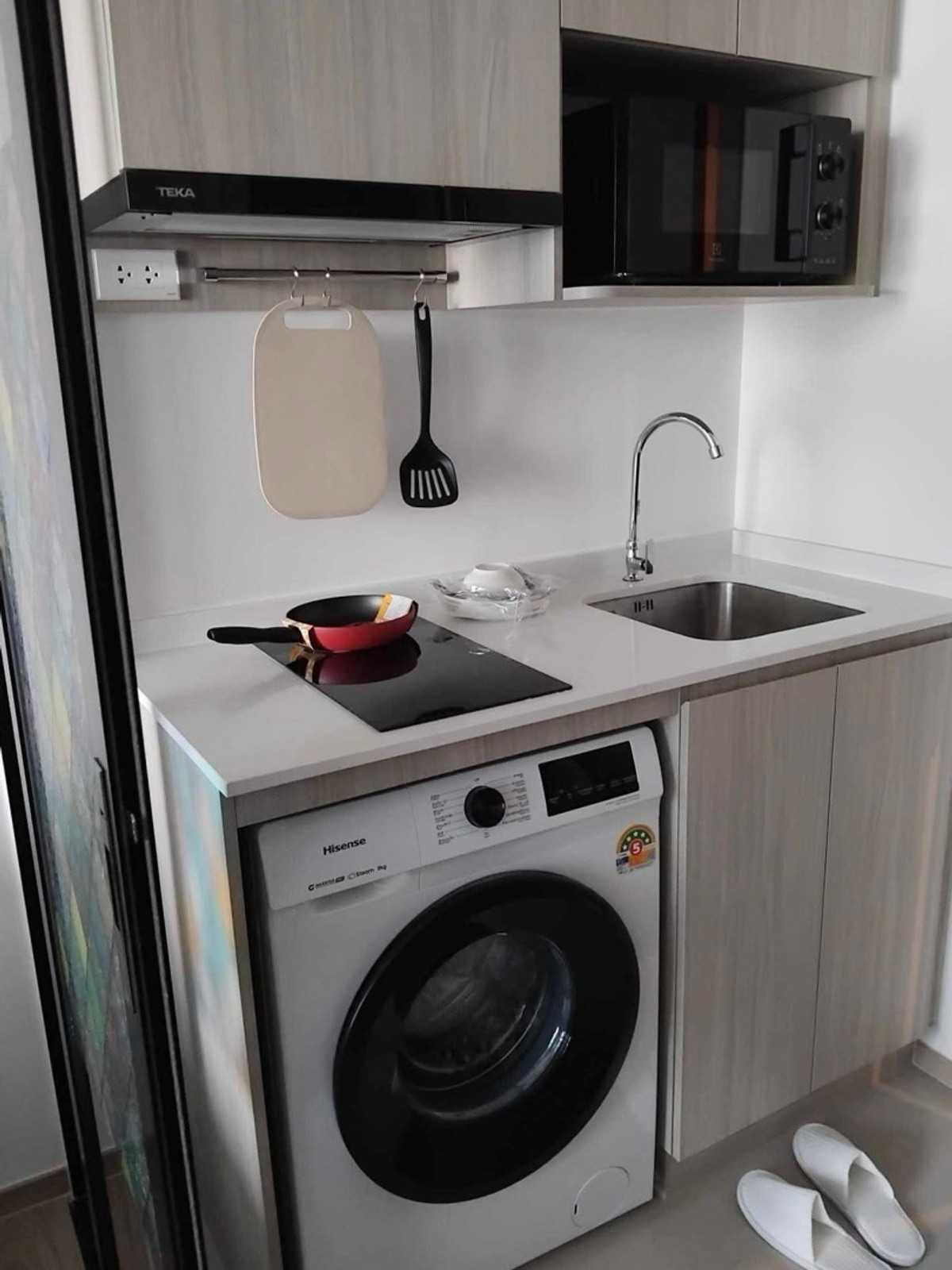 ให้เช่าคอนโดปิ่นเกล้า จรัญสนิทวงศ์ : 💙@condocurator 💙 ให้เช่า Origin Play Bangkhunnon Triple Station เฟอร์นิเจอร์ครบ มีเครื่องซักผ้า [PM4781]