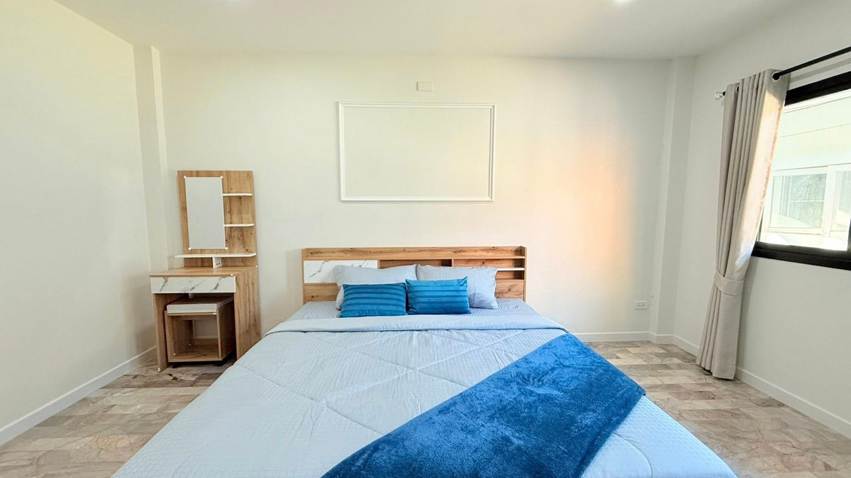 ขายทาวน์โฮมพัทยา บางแสน ชลบุรี สัตหีบ :  ทาวน์โฮม หมู่บ้านเพิ่มศิริ ซอยเขาตาโล / 3 ห้องนอน (ขาย), Townhome Permsiri Village Soi Khao Talo  / 3 Bedrooms (FOR SALE) BEWN108