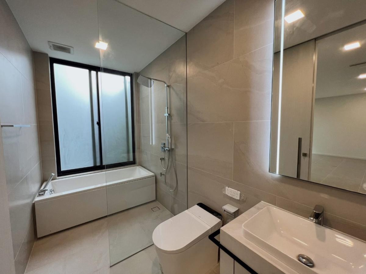 ขายบ้านพัฒนาการ ศรีนครินทร์ : VIVE Krungthep Kreetha | บ้านเดี่ยว Luxury ทิศเหนือ 4 นอน ราคา 58 MB. 📞: 065-626-5636 (คุณกี้)