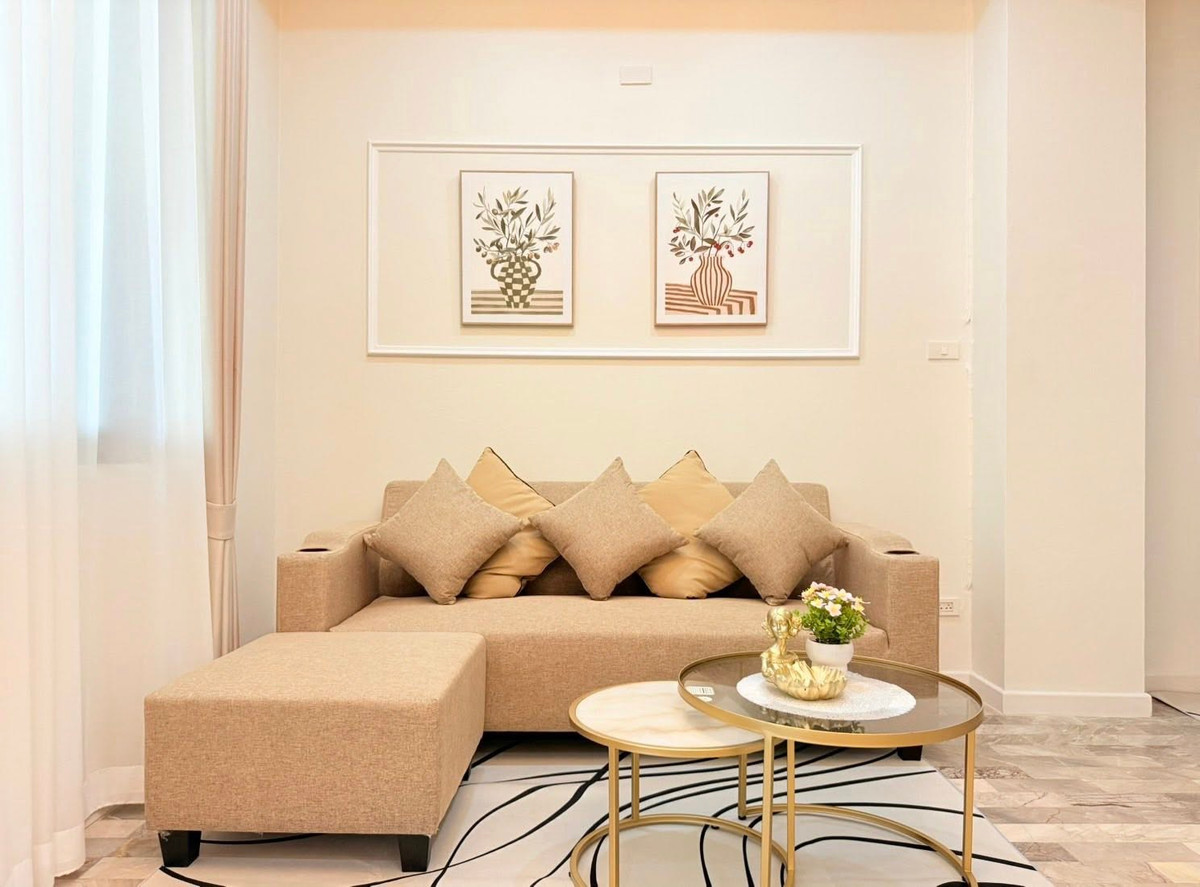 ขายทาวน์โฮมพัทยา บางแสน ชลบุรี สัตหีบ :  ทาวน์โฮม หมู่บ้านเพิ่มศิริ ซอยเขาตาโล / 3 ห้องนอน (ขาย), Townhome Permsiri Village Soi Khao Talo  / 3 Bedrooms (FOR SALE) BEWN108