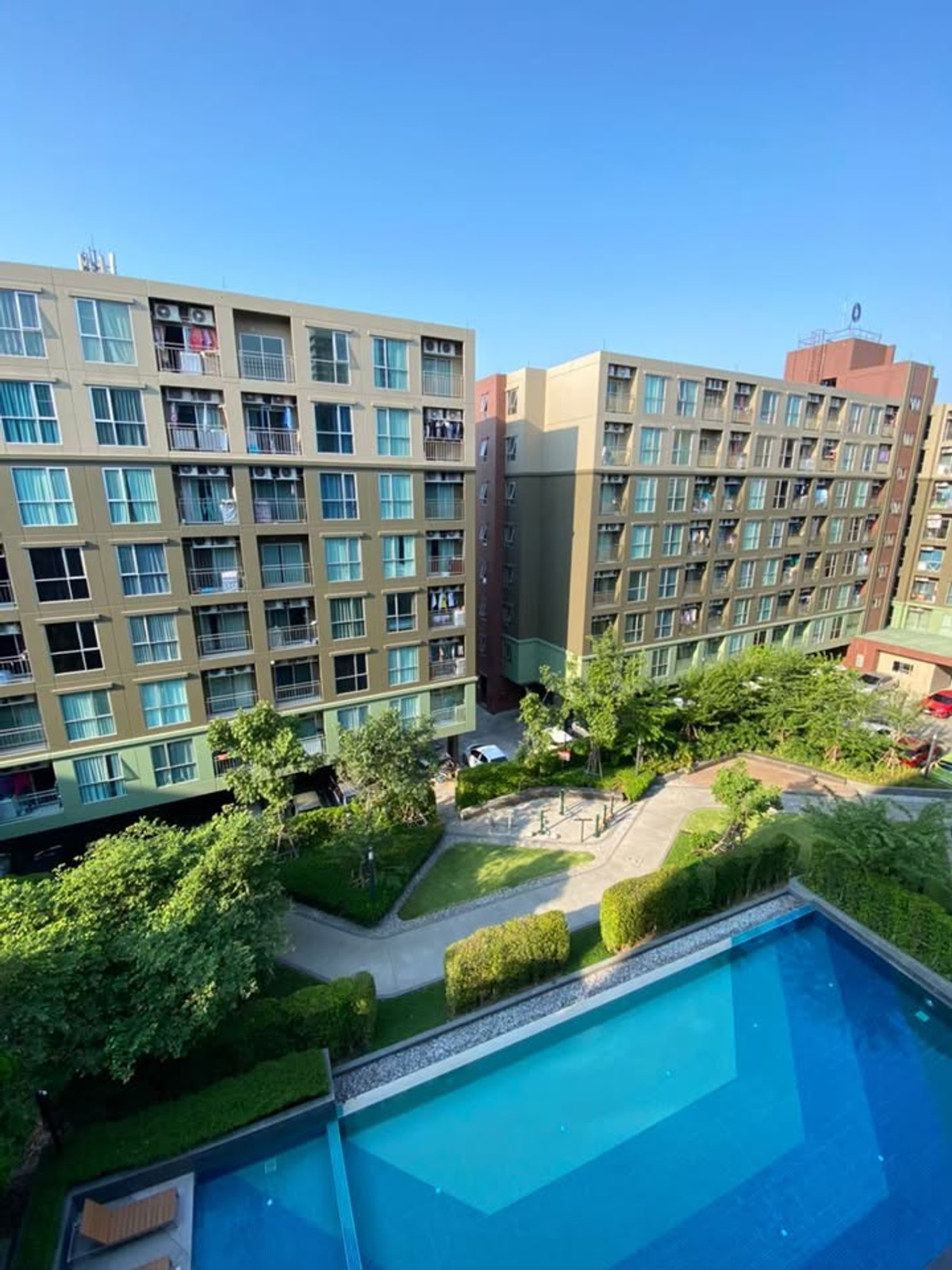 ให้เช่าคอนโดบางนา แบริ่ง ลาซาล : ให้เช่าคอนโด 2 ห้องนอน ลุมพินีบางนา กม.3 ติดเซ็นทรัลบางนา (Rt-01)